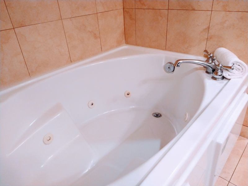 Acrylic Bathtub Installation in Gwinnett County, GA